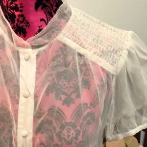 Spencer Jeremy 100% silk M sheer blouse with sheered shoulders